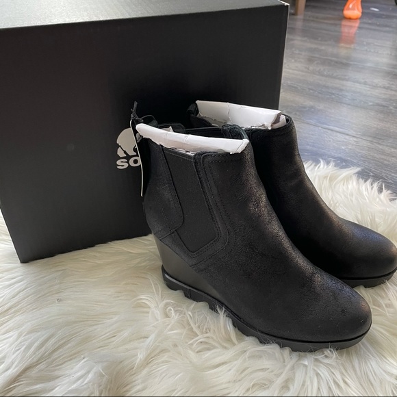 Sorel Shoes Sorel Joan Chelsea Wedge Boots Leather Chunky Lug